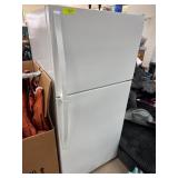 Whirlpool White Top-Freezer Refrigerator