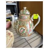 Chinese Porcelain Famille Rose Teapot