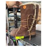 UGG Womenï¿½s Sheepskin-Lined Boots, Size 7.5