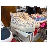Universal Thread Floral High-Top Sneakers Size 7.5
