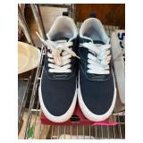Leviï¿½s Navy Blue Canvas Sneakers sz 8 White Soles