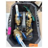Brass Ball Valves with Plastic Tote
