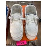 Womens Mellow Palmetto White Eyelet Cotton Shoe