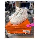 Rocket Dog Womens Flair Jenkins Sneakers, Size