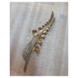 1930s-40s Gold-Tone Brooch with Rhinestones