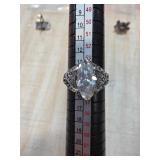 Sterling Silver Ring With Clear Gemstone Centerpie