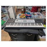 Yamaha YPT-260 Portable Keyboard with Vangoa Bag