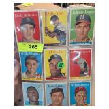 1959 Topps Baseball Cards in Sleeves