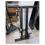 Quik Lok Adjustable Multi-Guitar Stand