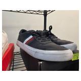 Black Sneakers in EU Size 43 with Box