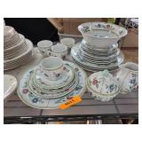 Heinrich Selb Bavaria Floral Porcelain Dinnerware