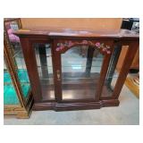 Broyhill Illuminated Display Cabinet with Glass Sh