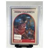 10 Basketball Trading Cards