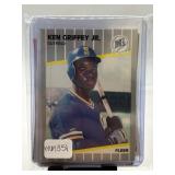 10 Baseball Trading Cards