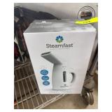 Steamfast SF-447 Fabric Steamer