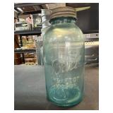 Vintage Ball Perfect Mason Jar with Lid