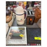 Kitchen and Table Accessories