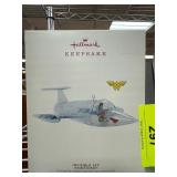 Hallmark Keepsake Wonder Woman Invisible Jet Ornam