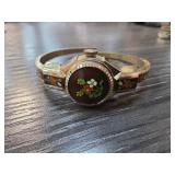 Swiss Orion Womenï¿½s Bracelet Watch With Floral Des