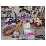 Lot with Dolls, Clock, and Decor Items
