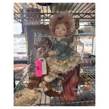 Montori ItalyFigurine and Glass Lamp Set