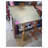 Metal Music Stand with Gold Finish