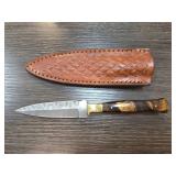 Handmade Knife with Damascus Blade and Leather She