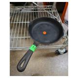 Wagnerï¿½s Cast Iron Skillet with Handle