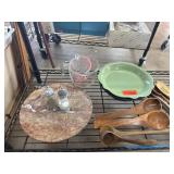 Kitchenware and Decorative Items