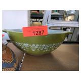 Pyrex Green Mixing Bowl with White Floral Design