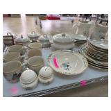 International Stoneware Japan Tableware Set
