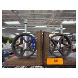 Wooden Star Design Two-Piece Bookends