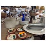 Ceramic and Porcelain Decor Lot With Various Piece