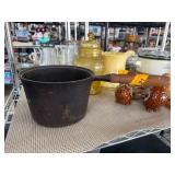 Cast Iron Saucepan with Wooden Handle