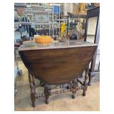 Gait-Leg Drop-Leaf Table in Wood Finish