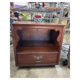 Henredon Wooden Side Table with Drawer