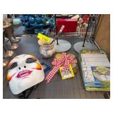 Decorative Items with Ceramic Pieces