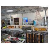 Bachmann HO Scale Train Cars and Tracks
