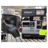 Polaroid Sun 600 LMS Camera with Case