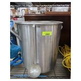 Large Aluminum Stock Pot With Lid and Ladle