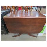 Mahogany Drop-Leaf Dining Table with Pedestal Base