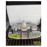 Hawthorne Village United States Capitol Figurine