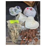 Decorative Ceramics and Accessories