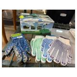 Garden Gloves and Magic Expanding Hose Bundle