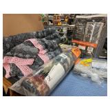 Home Decor and Linens Lot