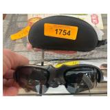 Black Wraparound Sunglasses w headphones & Case