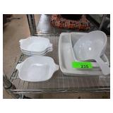 White Bakeware Set with Handles