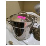 Emsco 18/10 Stainless Steel Stock Pot with Lid