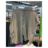 Wrangler Cargo Shorts, Size 42, Khaki Color