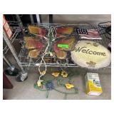 Outdoor-Themed Decorative Items